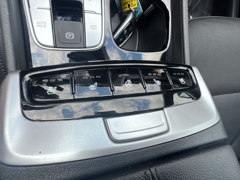 Certified 2023 Hyundai Santa Cruz Limited AWD/4WD image 20