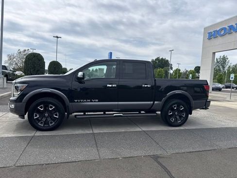Used 2020 Nissan Titan Platinum Reserve w/ Moonroof Package AWD/4WD image 11