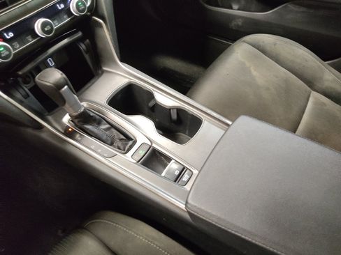 Used 2019 Honda Accord LX image 26