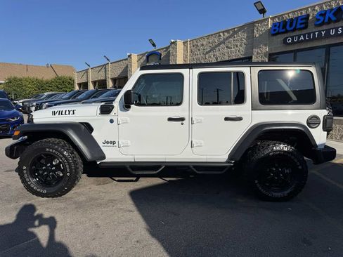 Used 2023 Jeep Wrangler Unlimited AWD/4WD image 8