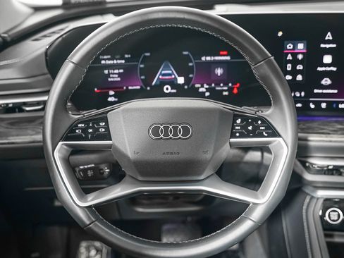 Used 2025 Audi Q5 Premium Plus AWD/4WD image 15