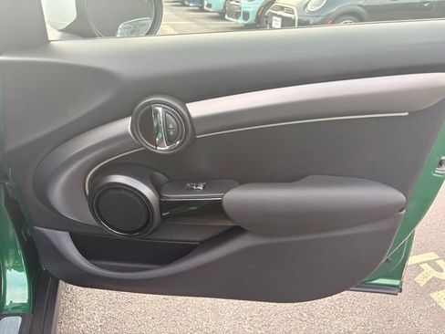 Used 2023 MINI Cooper S image 29