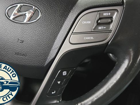 Used 2019 Hyundai Santa Fe XL AWD/4WD image 14