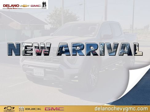 Used 2025 GMC Canyon AT4 AWD/4WD image 1