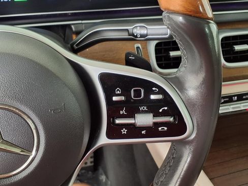 Used 2020 Mercedes-Benz GLS 580 4MATIC image 34