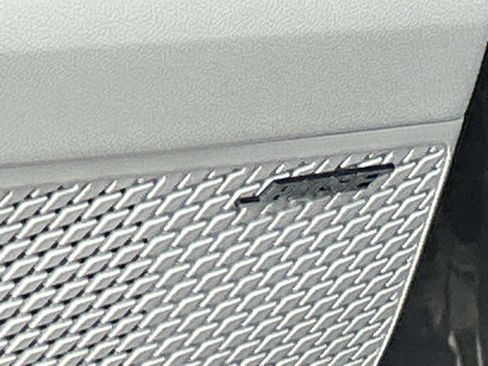 New 2026 Hyundai Elantra Limited FWD image 18