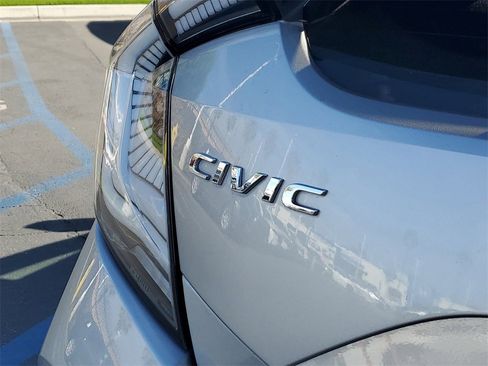 Certified 2021 Honda Civic Sport Touring image 9