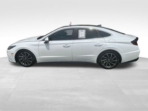 Used 2021 Hyundai Sonata Limited w/ Preferred Accessory Package FWD image 7
