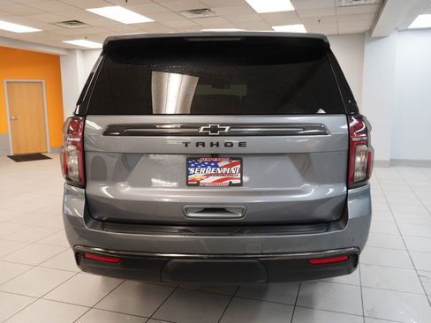 Used 2022 Chevrolet Tahoe Z71 w/ Z71 Off-Road Package AWD/4WD image 9