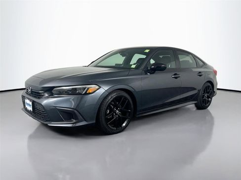 Used 2024 Honda Civic Sport image 2