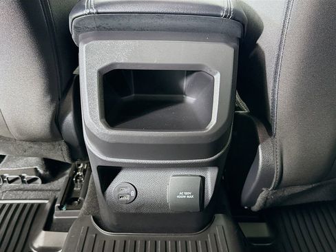 Used 2025 Ford Ranger XLT w/ Equipment Group 301A High AWD/4WD image 28