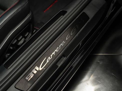 Certified 2025 Porsche 911 Carrera 4 GTS AWD/4WD image 33