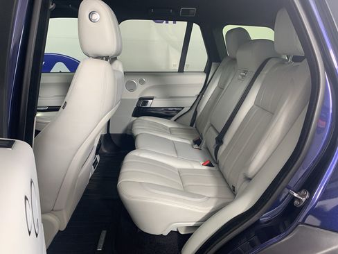 Used 2017 Land Rover Range Rover Supercharged AWD/4WD image 31