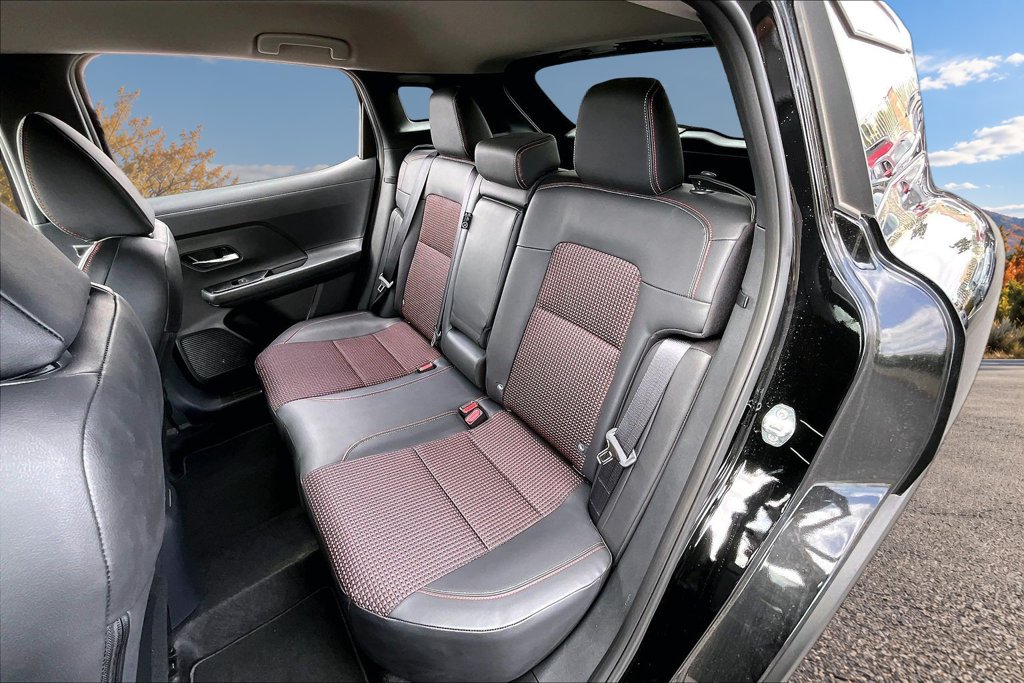 New 2026 Nissan Kicks SR FWD image 26