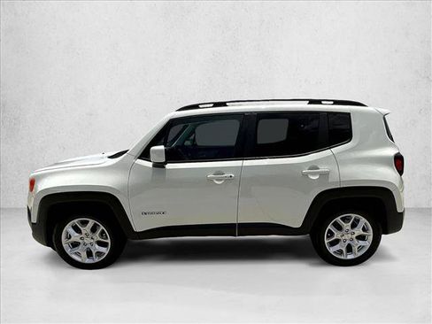 Used 2018 Jeep Renegade Latitude w/ Safety & Security Group FWD image 6