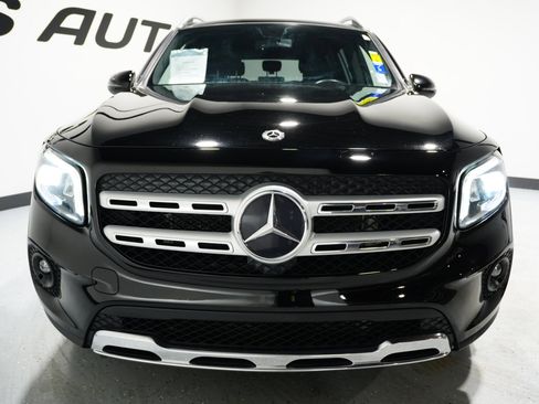 Used 2020 Mercedes-Benz GLB 250 SUV image 2