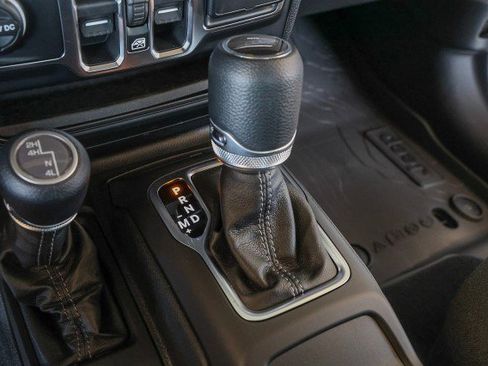 New 2026 Jeep Gladiator Sport image 21