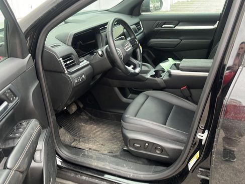 Used 2026 GMC Terrain Elevation w/ Elevation Premium Package AWD/4WD image 5