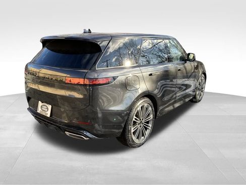 New 2026 Land Rover Range Rover Sport Dynamic SE image 8