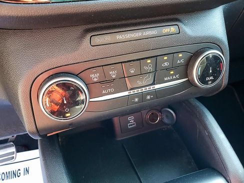 Used 2023 Ford Escape ST-Line FWD image 16