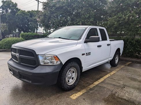 Used 2017 RAM 1500 Tradesman w/ Popular Equipment Group RWD image 4