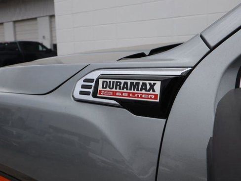 New 2026 GMC Sierra 2500 SLT w/ SLT Convenience Package image 15