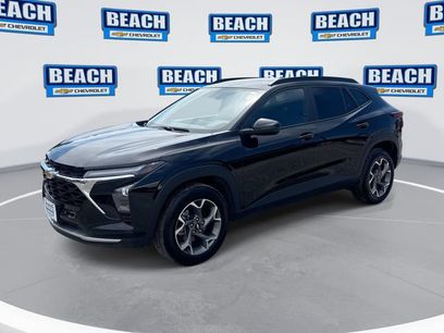 Used 2025 Chevrolet Trax LT
