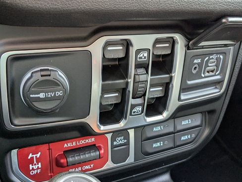 New 2025 Jeep Wrangler Unlimited Sport image 21