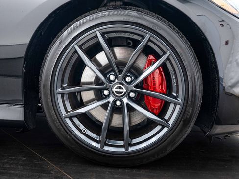 Used 2024 Nissan Z Performance w/ Floor Mat Package RWD image 29