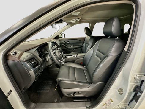 Used 2023 Nissan Rogue SV w/ SV Premium B Package AWD/4WD image 13