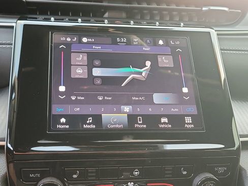 Certified 2024 Jeep Grand Cherokee L Altitude image 24