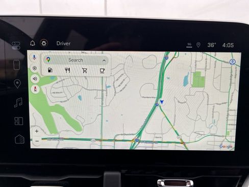 Used 2025 Chevrolet Equinox LT w/ Convenience Package II image 26