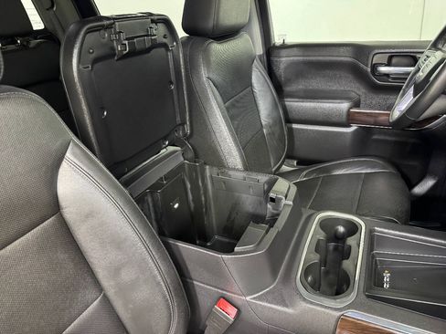 Used 2019 GMC Sierra 1500 SLT w/ SLT Premium Plus Package RWD image 29