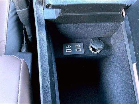 Used 2024 Lexus ES 300h w/ Premium Package image 19