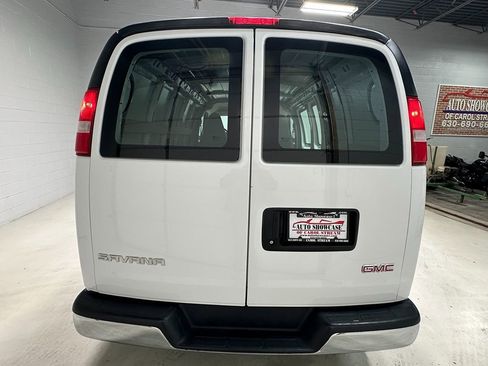 Used 2017 GMC Savana 2500 image 6