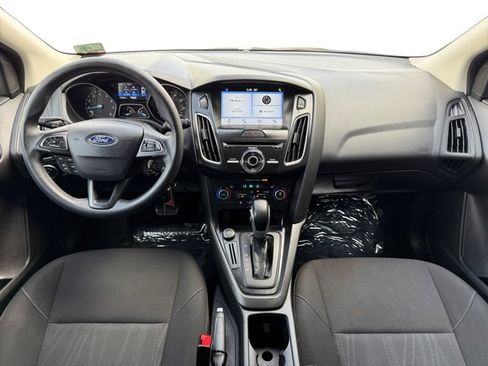 Used 2018 Ford Focus SEL FWD image 13