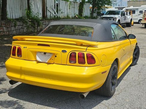 Used 1998 Ford Mustang Cobra RWD image 12