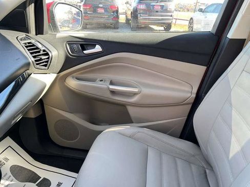 Used 2018 Ford Escape Titanium image 29