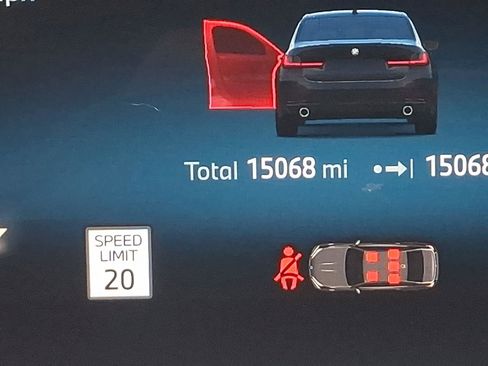 Used 2025 BMW 330i xDrive Sedan image 21