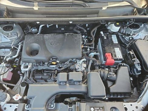 Used 2024 Toyota RAV4 XLE FWD image 28
