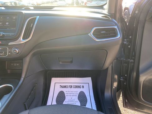 Used 2019 Chevrolet Equinox LT image 28