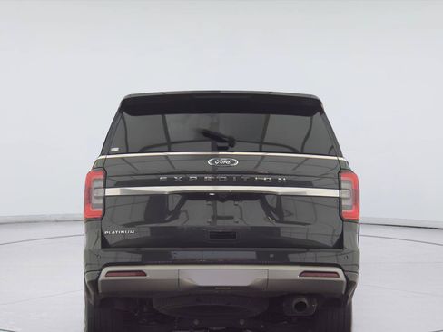 Used 2023 Ford Expedition Platinum AWD/4WD image 5