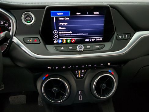 Used 2021 Chevrolet Blazer LT FWD image 20