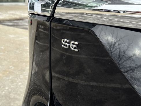 New 2026 Volkswagen Atlas SE image 32