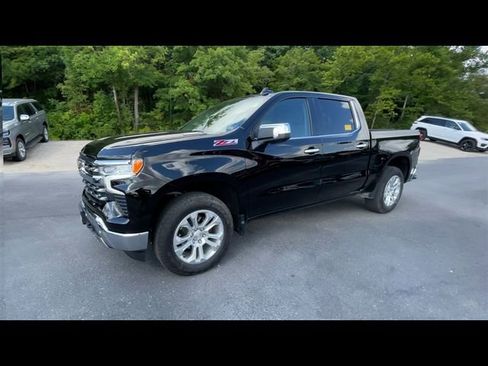 Used 2024 Chevrolet Silverado 1500 LTZ w/ LTZ Premium Package image 5