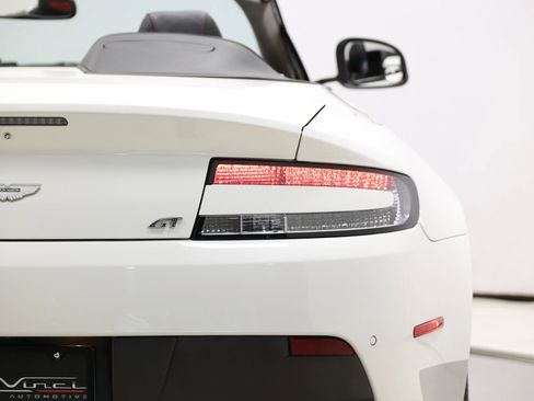 Used 2016 Aston Martin V8 Vantage GT RWD image 46