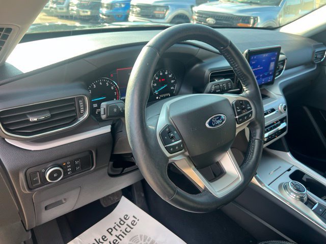 Certified 2023 Ford Explorer XLT w/ Equipment Group 202A AWD/4WD image 5