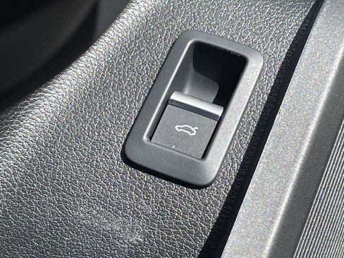 Certified 2023 Audi Q5 Premium w/ Premium Plus Package AWD/4WD image 18