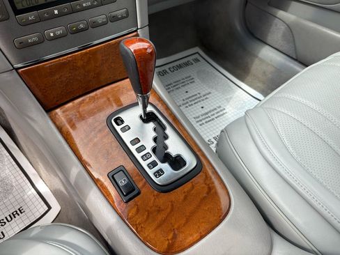 Used 2005 Lexus ES 330 image 42