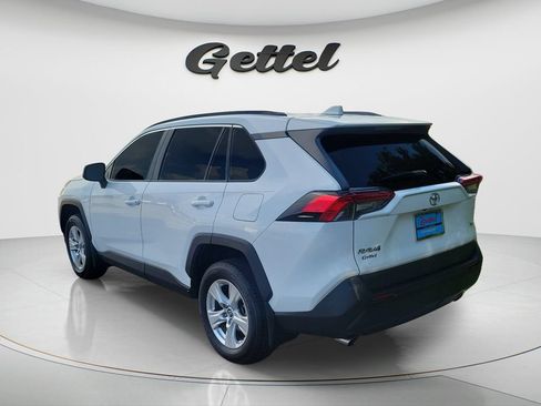 Certified 2020 Toyota RAV4 XLE FWD image 7